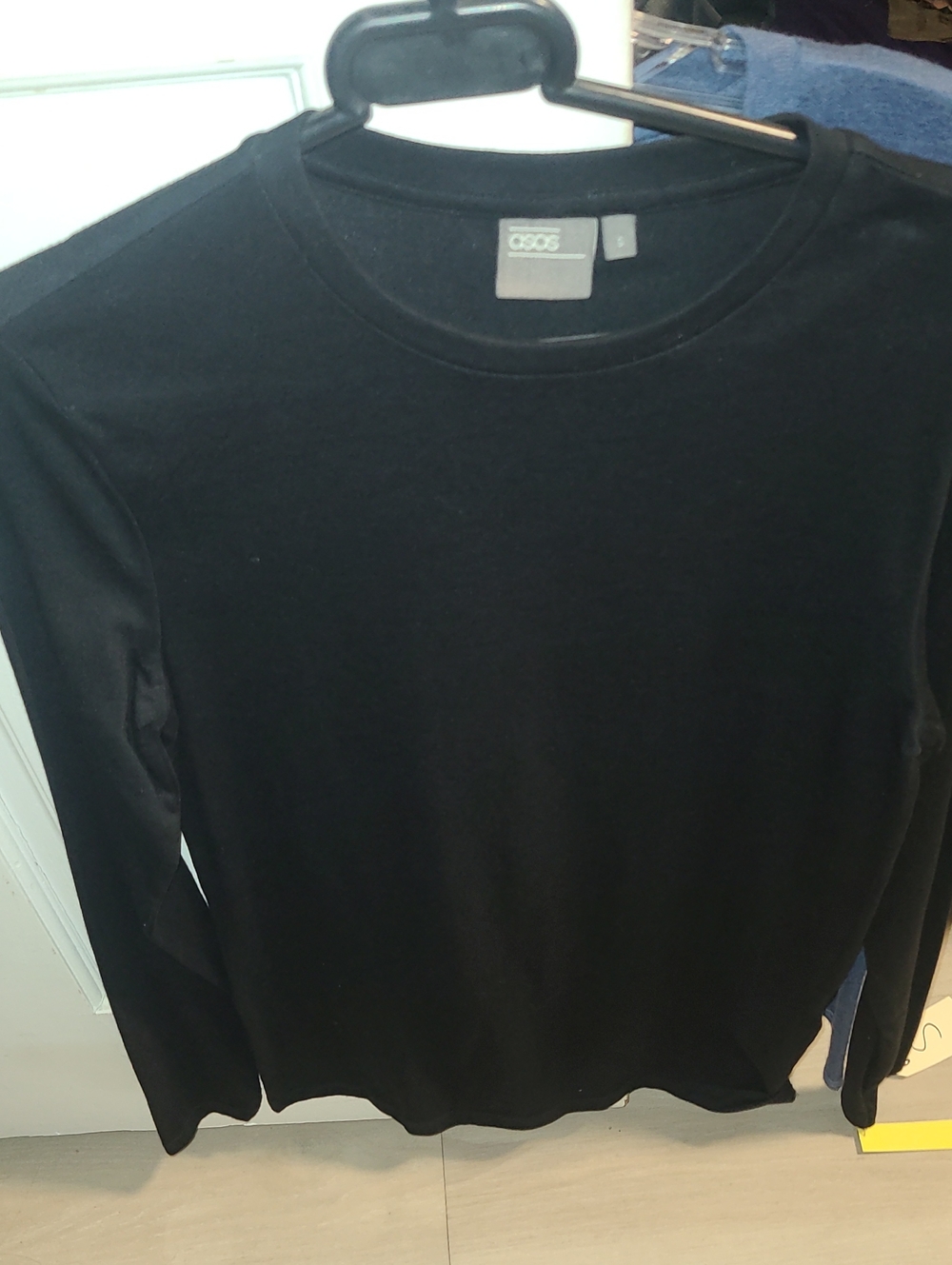 ASOS Black Long-Sleeve Crew Neck Top - Minimalist Knit